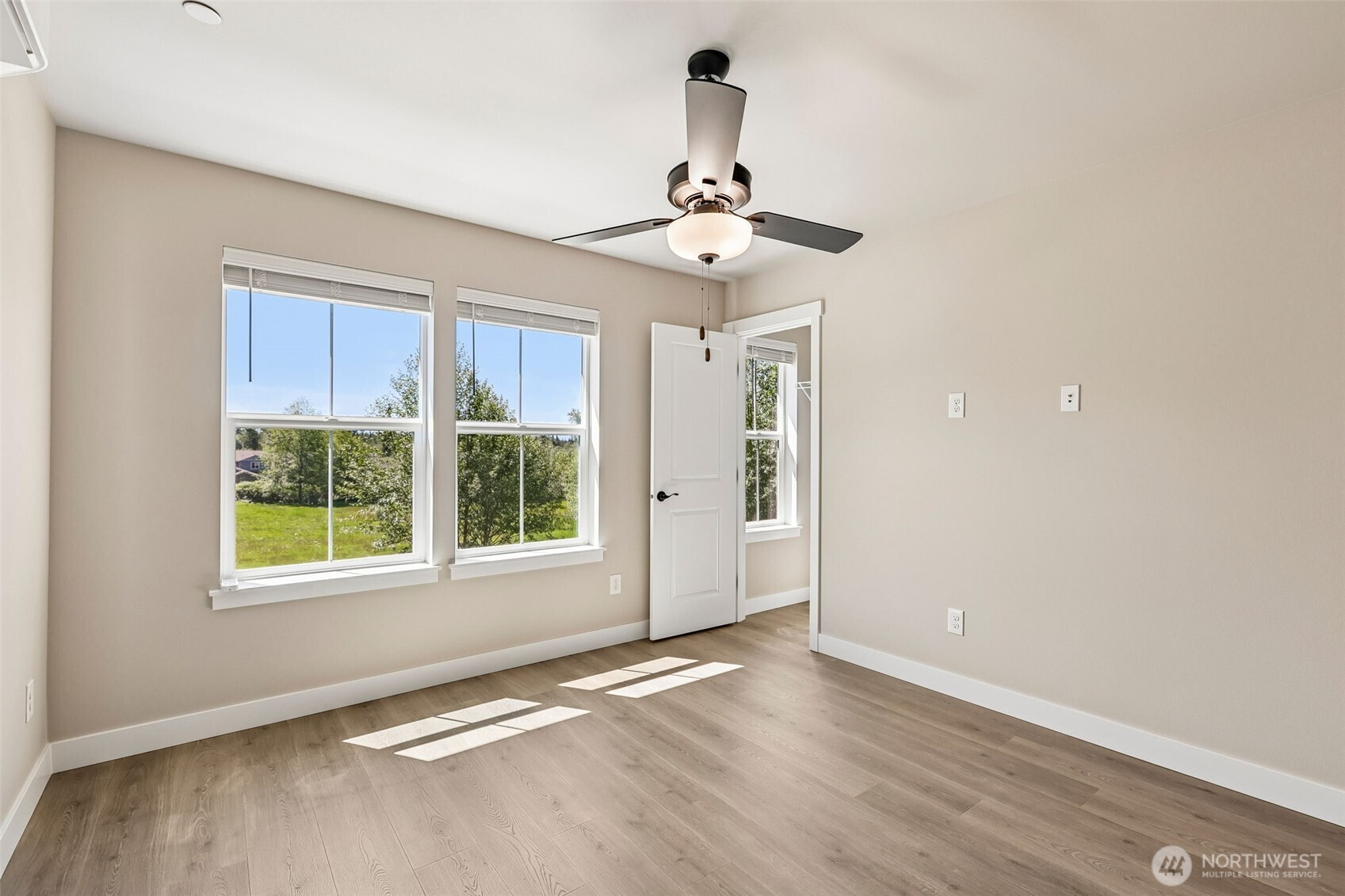 8927 172nd Street Property Photo 25