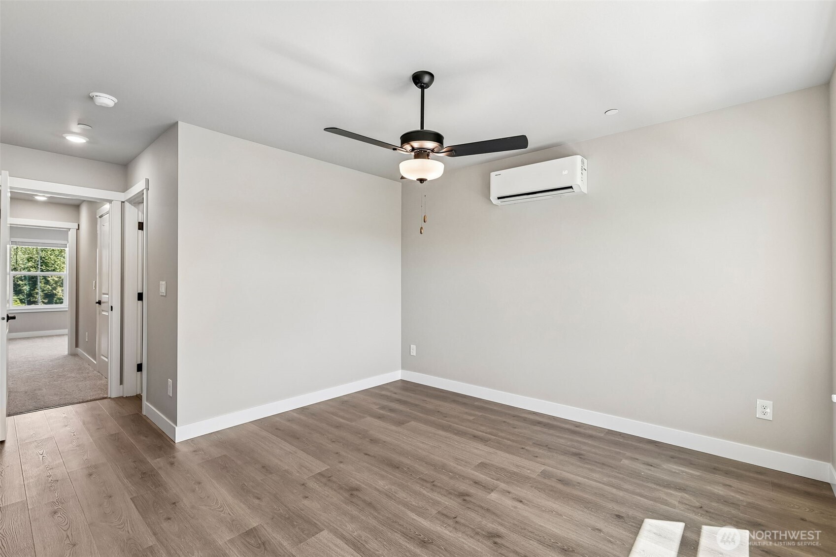 8927 172nd Street Property Photo 26