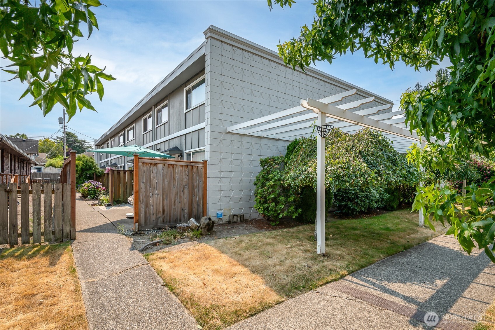708 N L Street 6 Property Photo 2