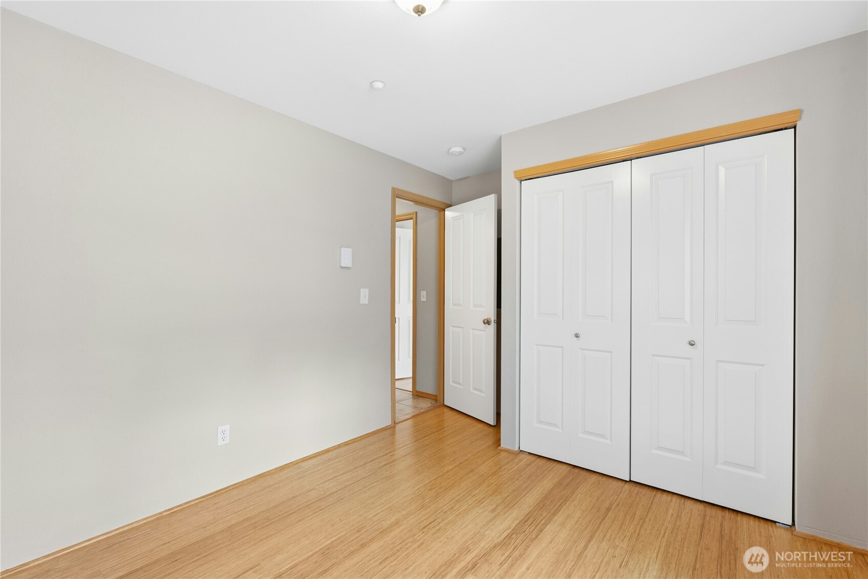 1652 25th Place 203 Property Photo 23