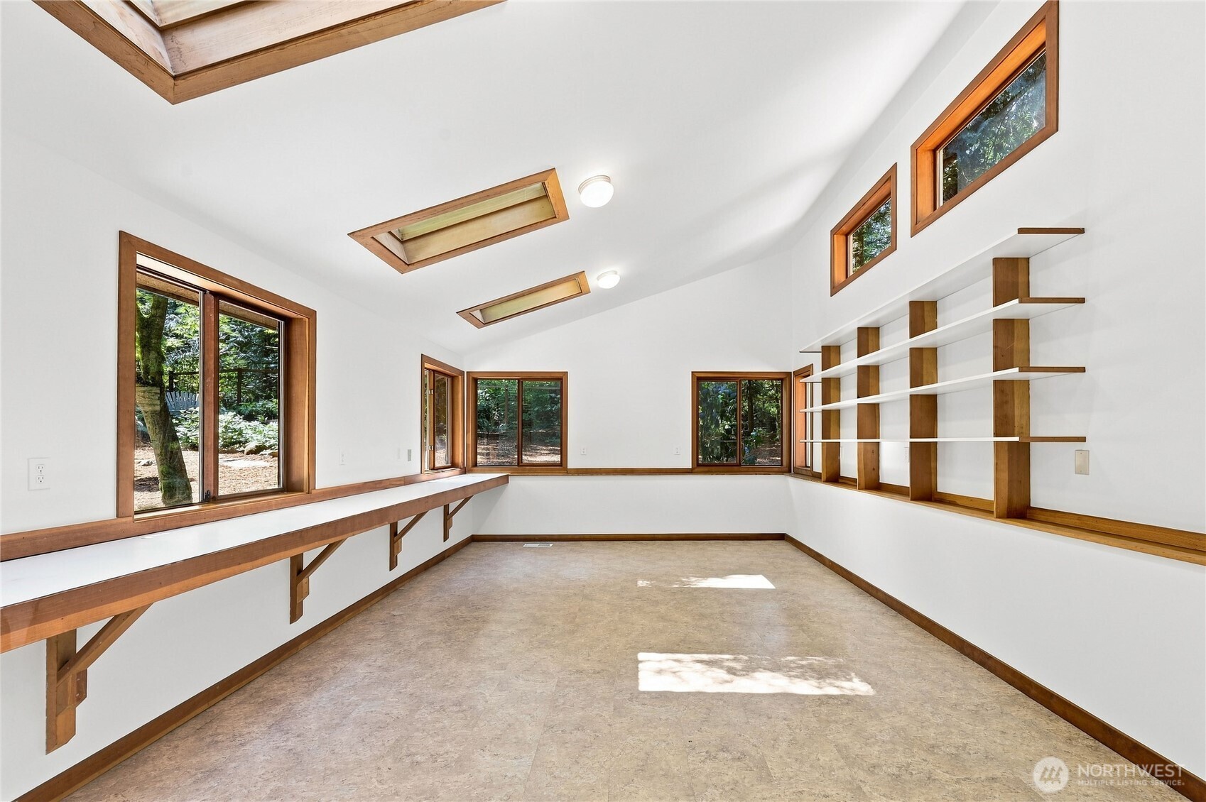 13193 N Madison Avenue Property Photo 34