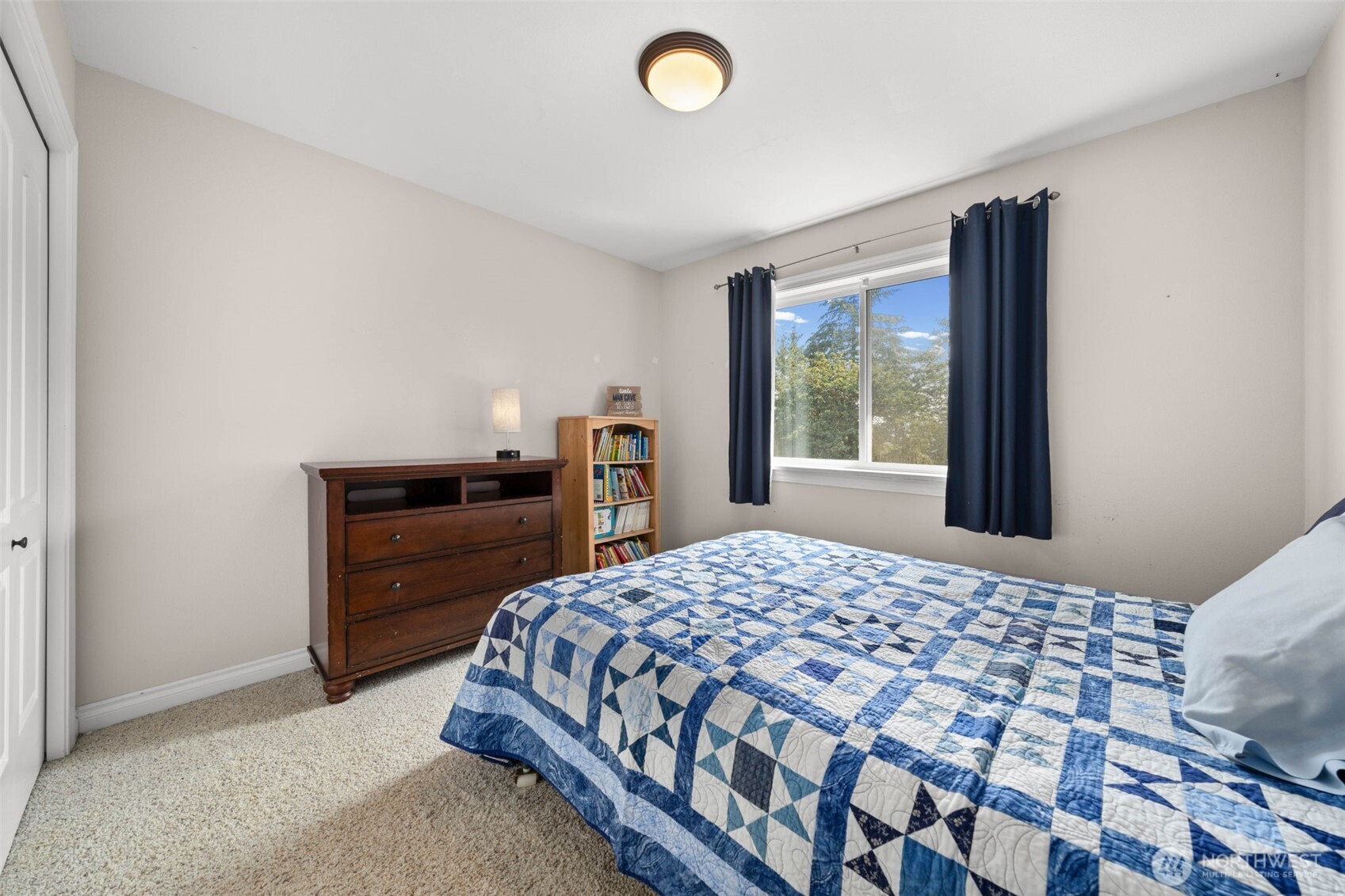 317 66th Avenue Property Photo 17