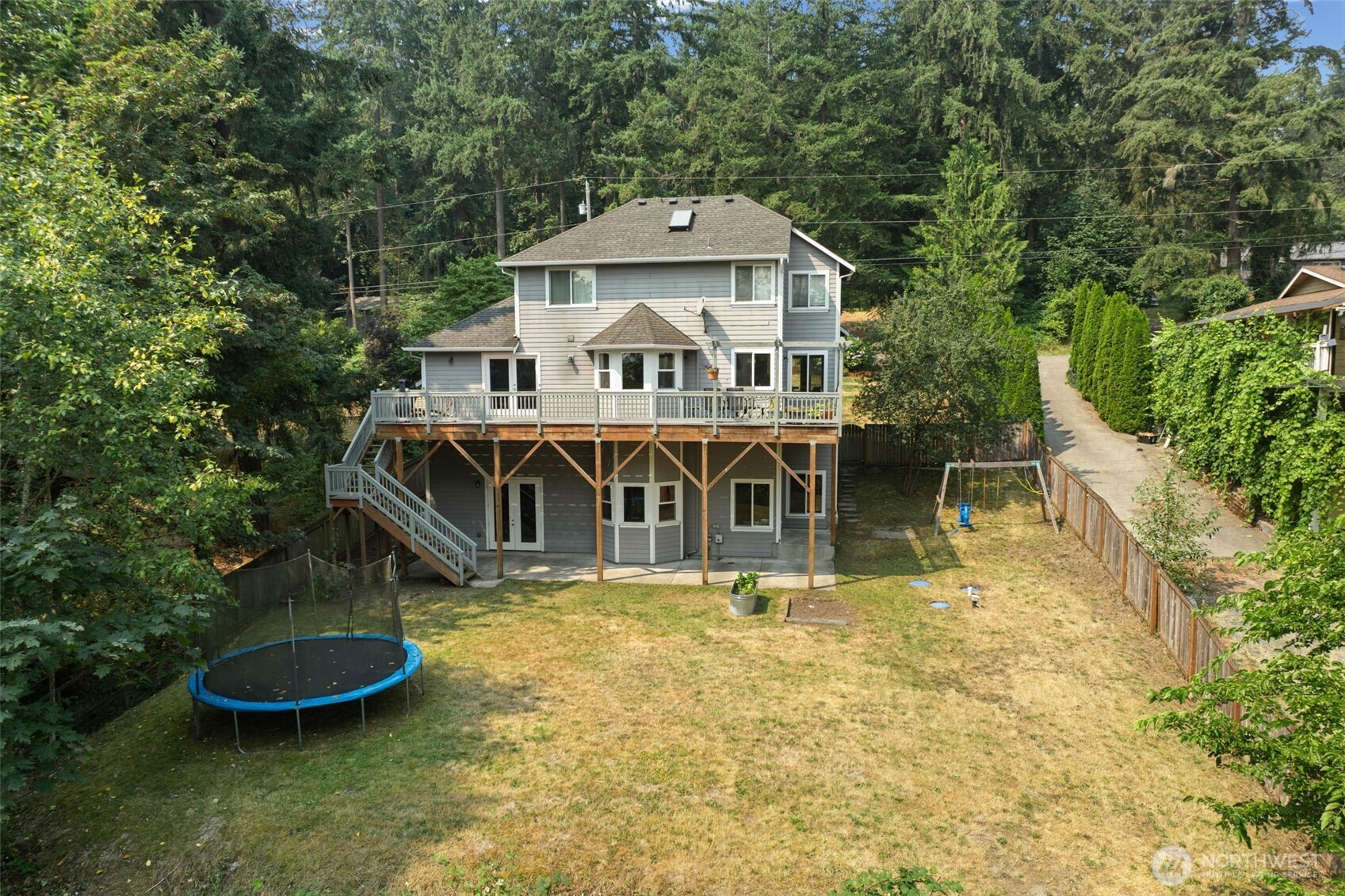 317 66th Avenue Property Photo 27