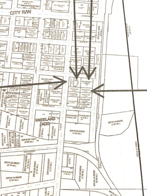 125 E Grove Street Property Photo 6