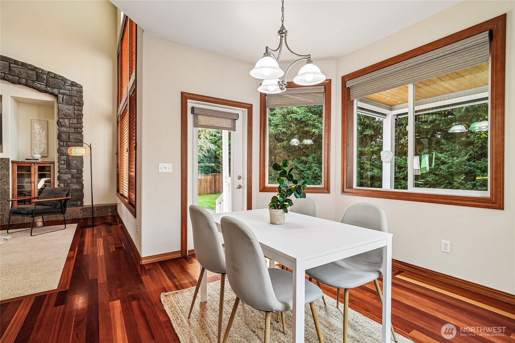 1408 180th Avenue Property Photo 8