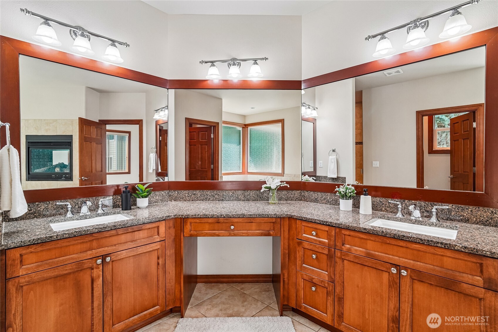 1408 180th Avenue Property Photo 22
