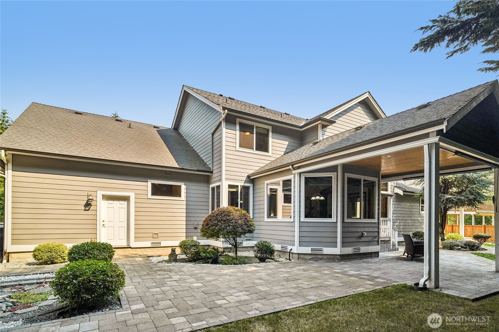 1408 180th Avenue Property Photo 34