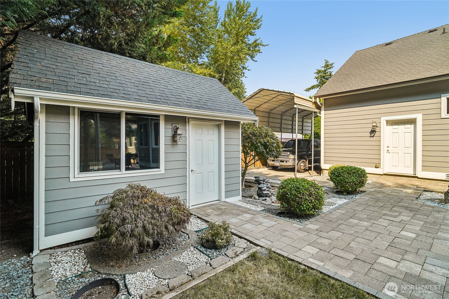 1408 180th Avenue Property Photo 35