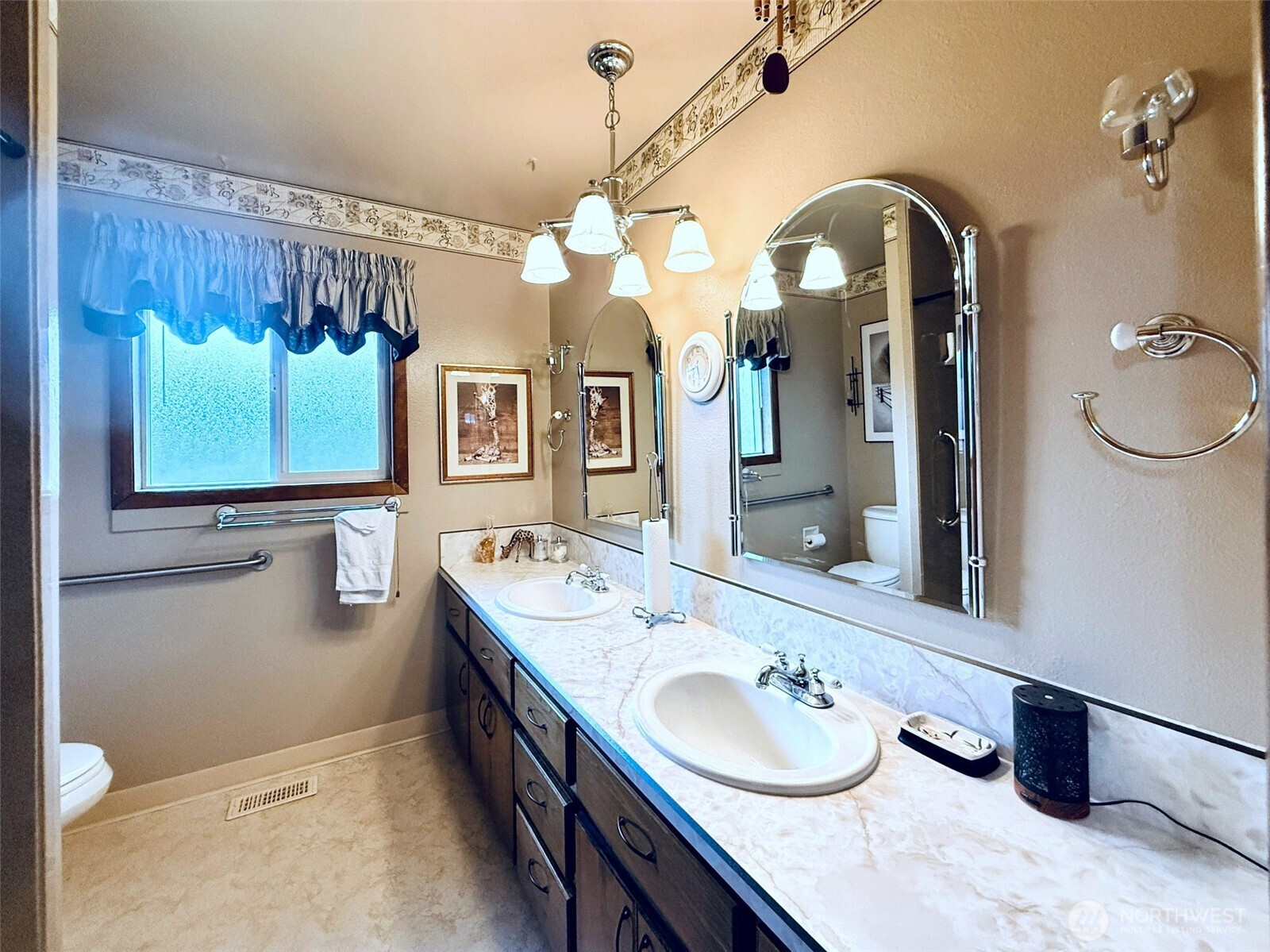 8601 Ne 57th Street Property Photo 20