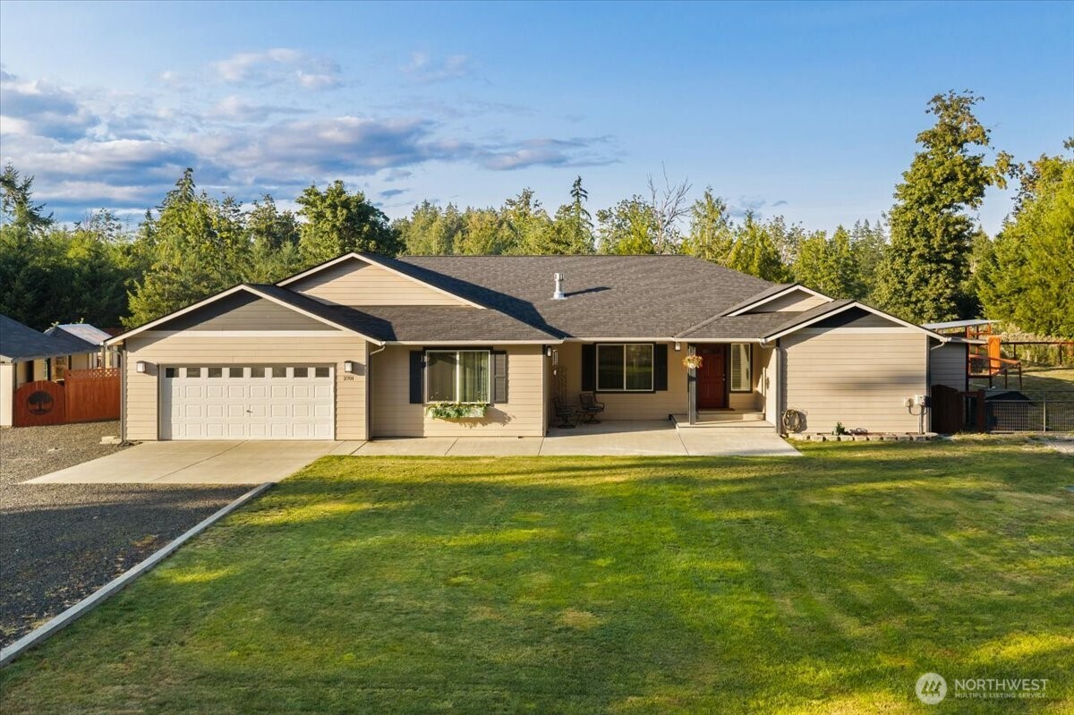 2701 Fishtrap Loop
