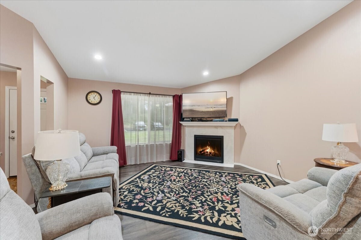 2701 Fishtrap Loop Property Photo 7