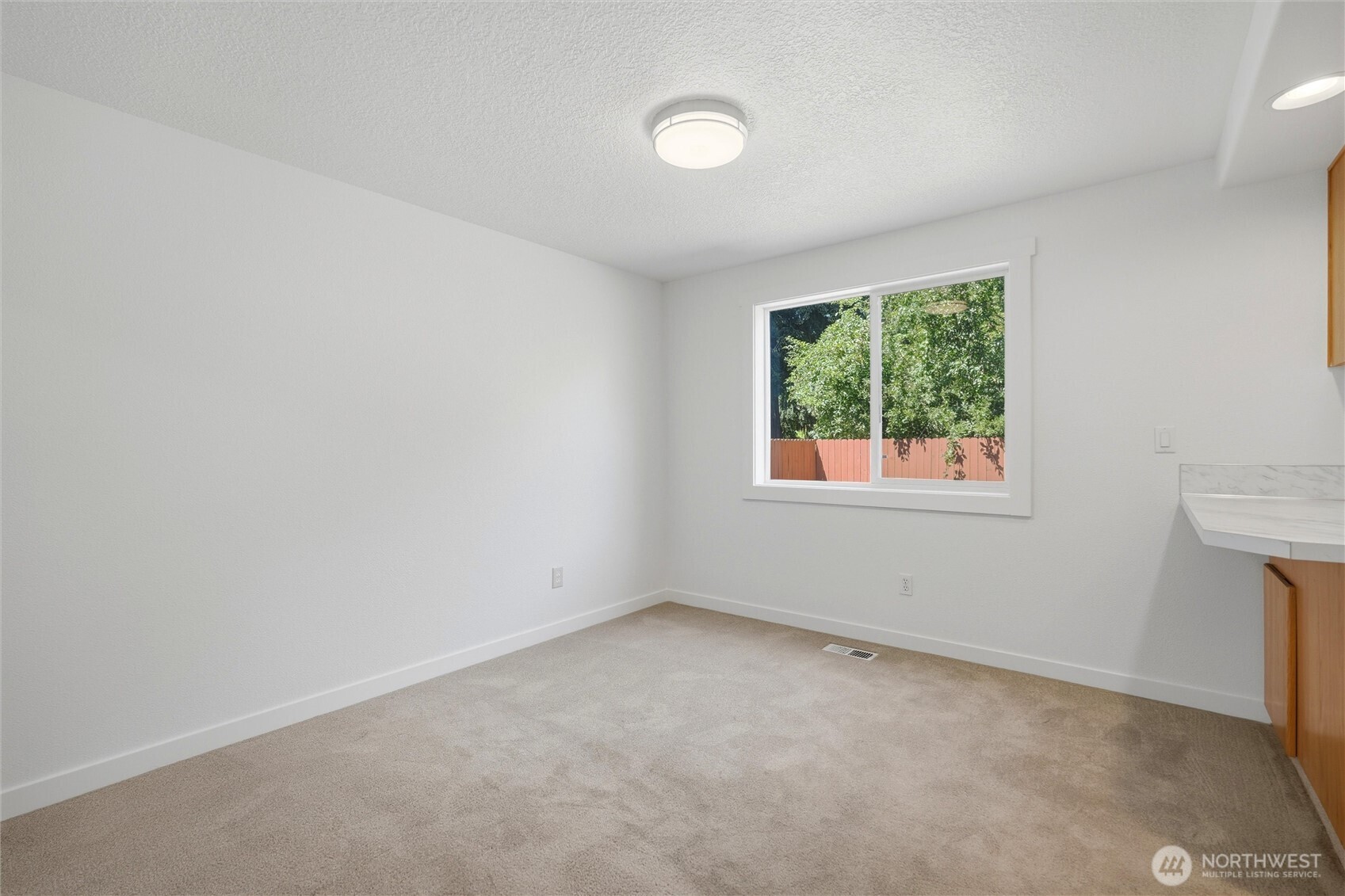 10700 Se 16th Street Property Photo 10