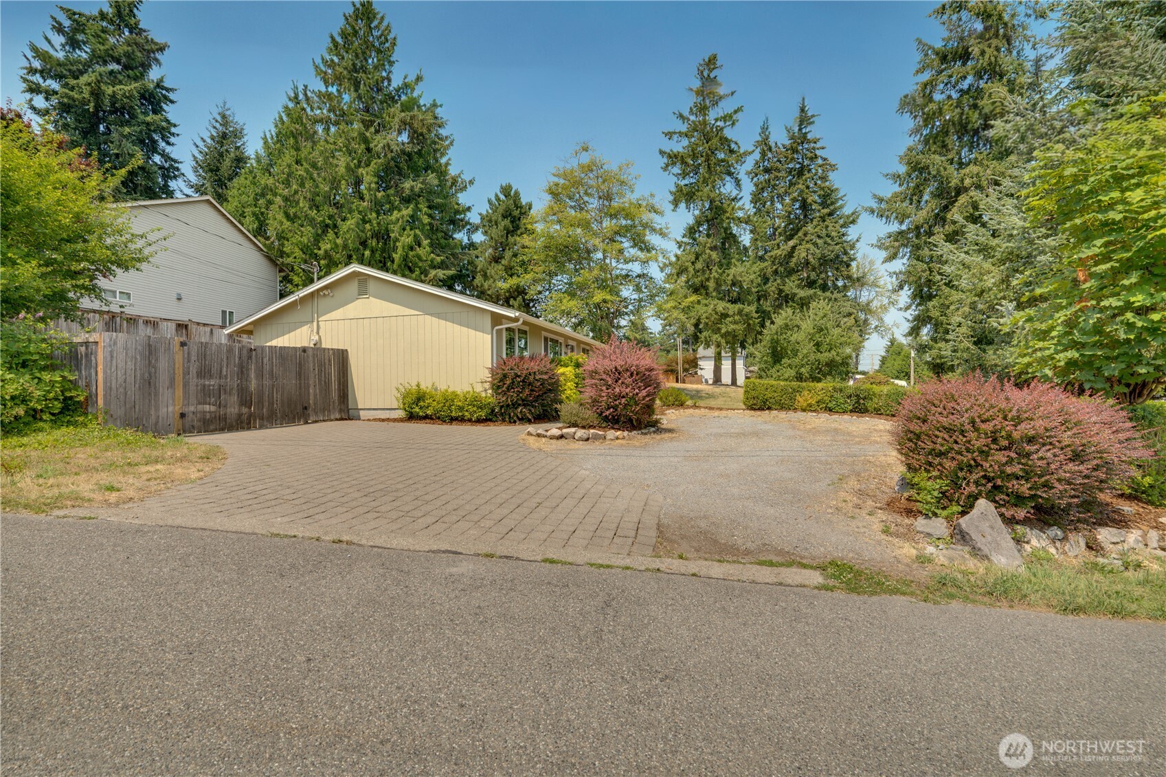 20643 Church Lake Drive Property Photo 27