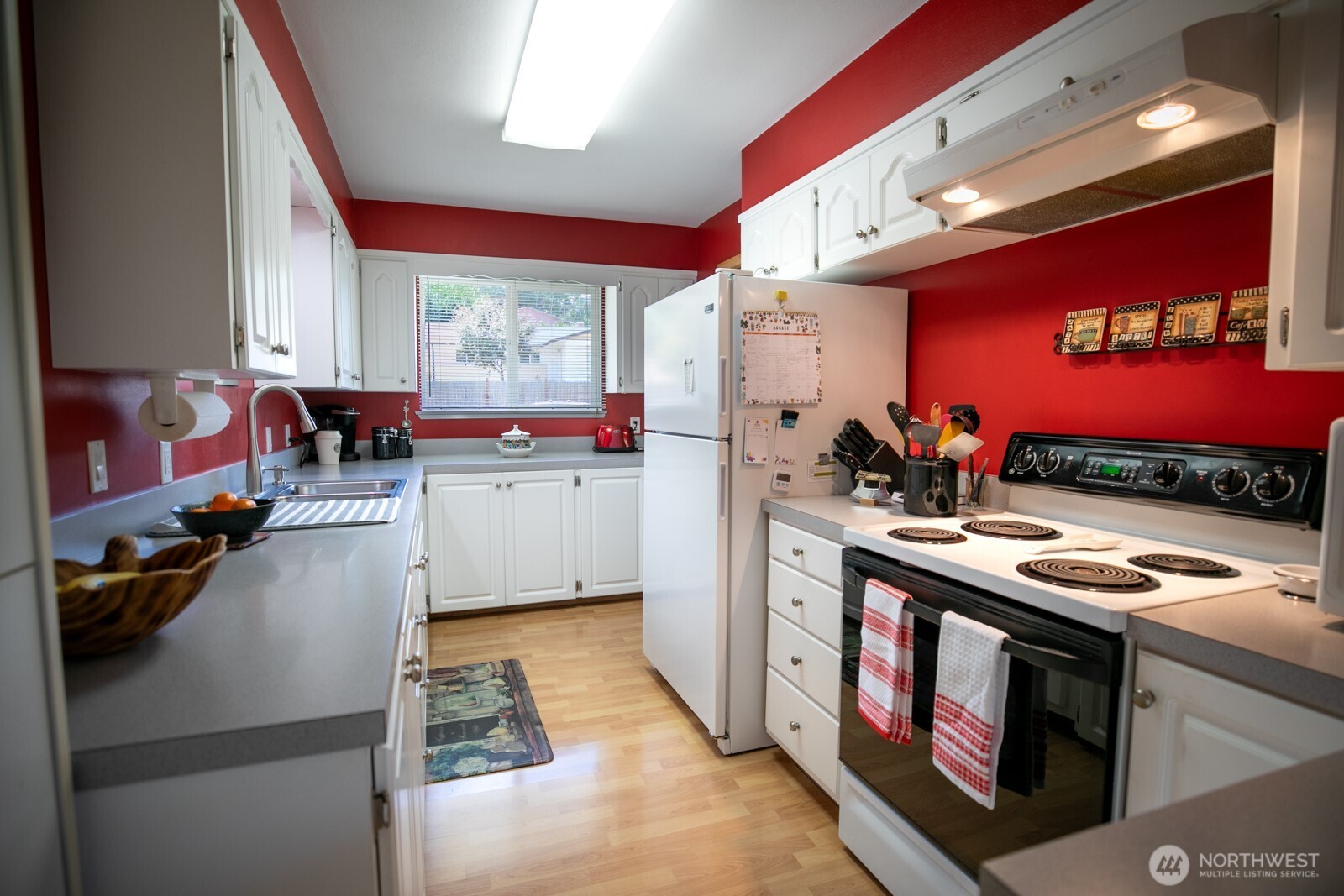 205 Valley Street Property Photo 5