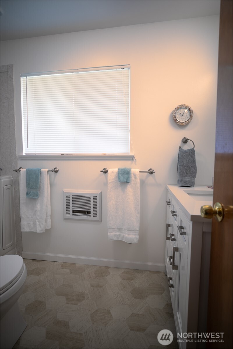 205 Valley Street Property Photo 11