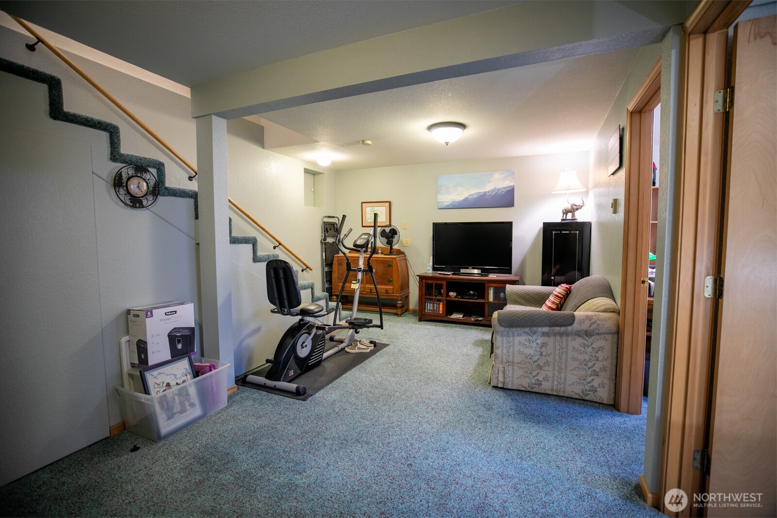 205 Valley Street Property Photo 22