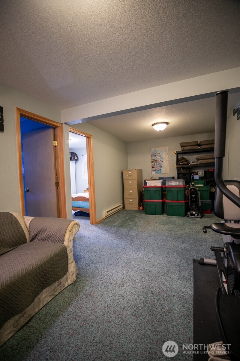 205 Valley Street Property Photo 23