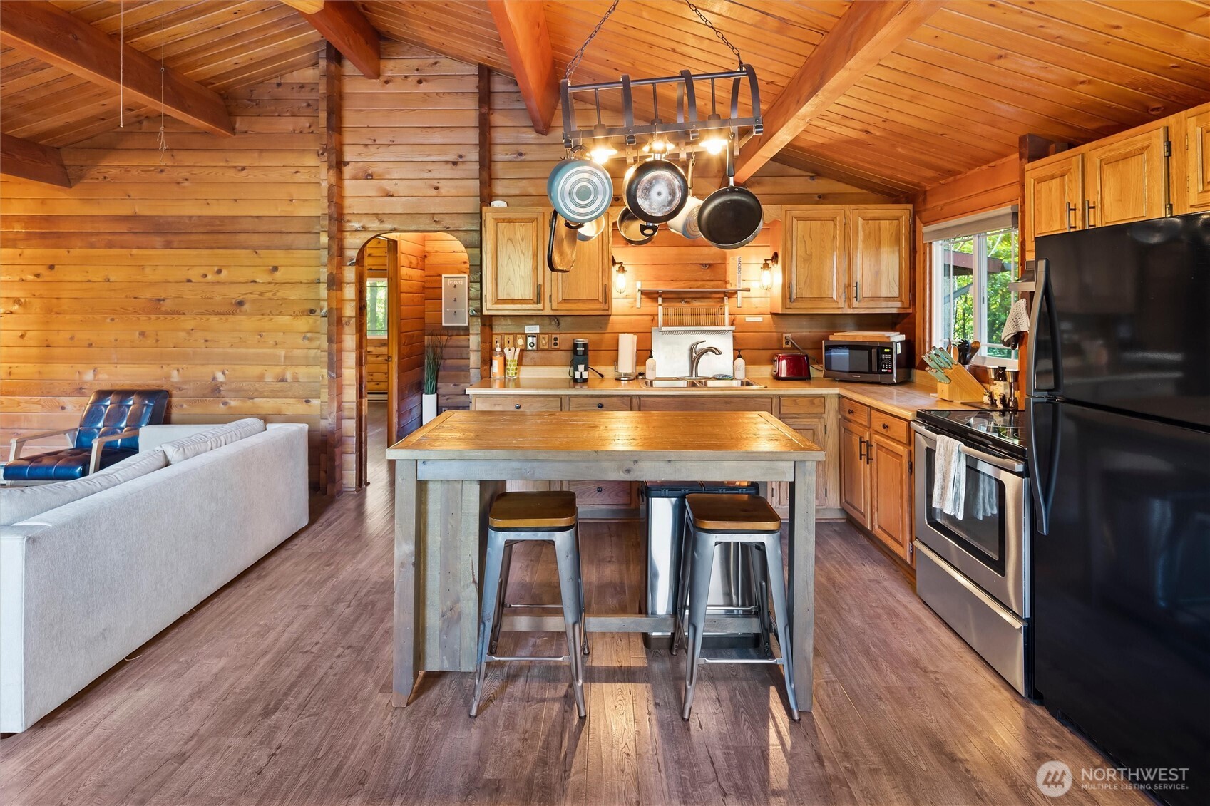 18017 433rd Avenue Property Photo 5