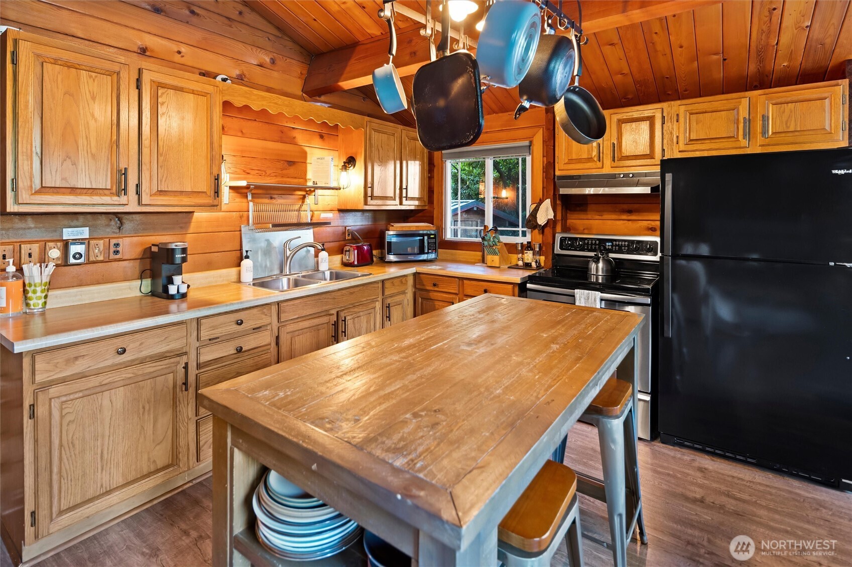 18017 433rd Avenue Property Photo 7