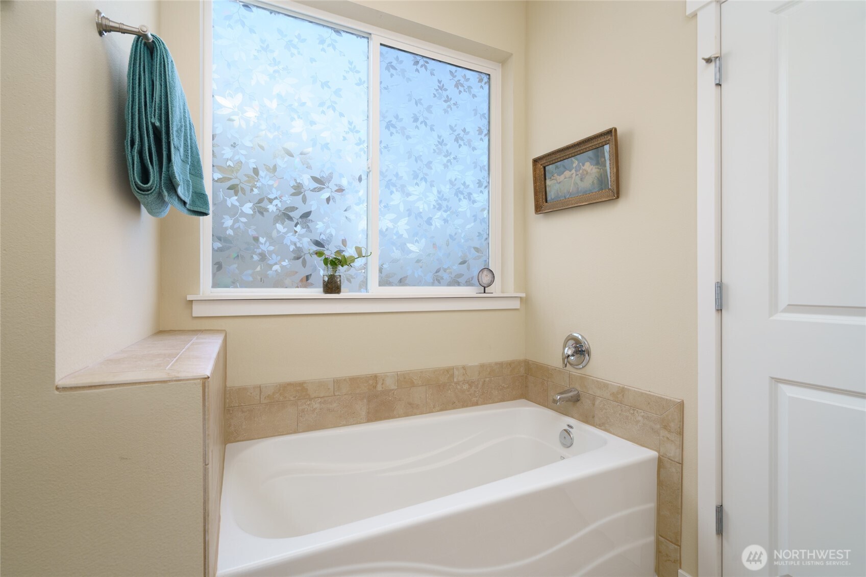 1758 Hillcrest Loop Property Photo 24