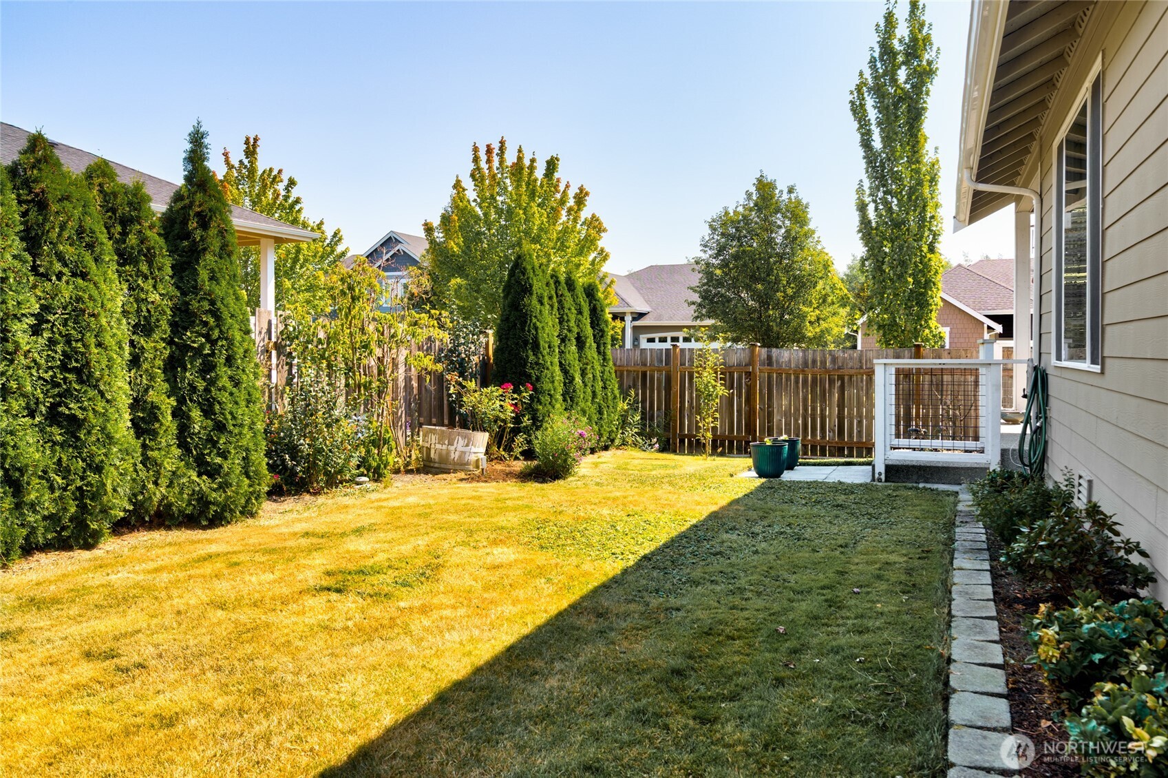 1758 Hillcrest Loop Property Photo 28