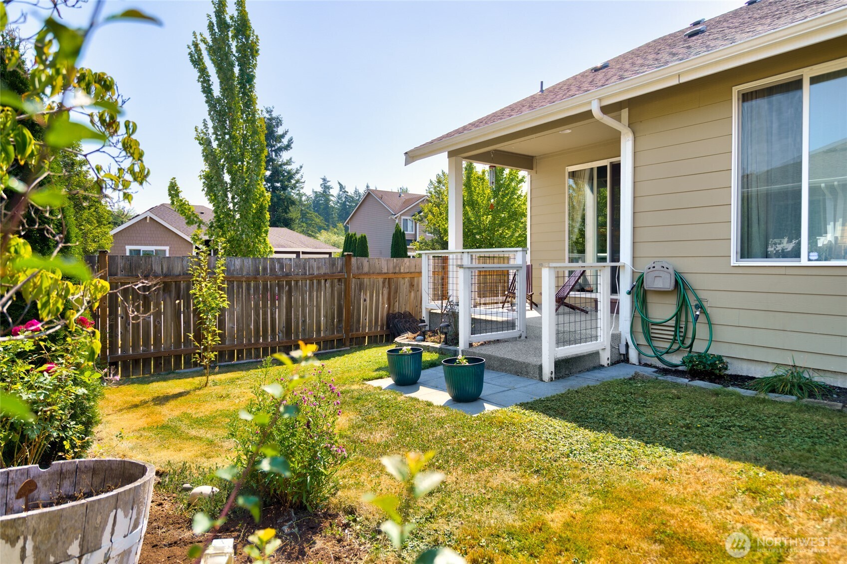1758 Hillcrest Loop Property Photo 32