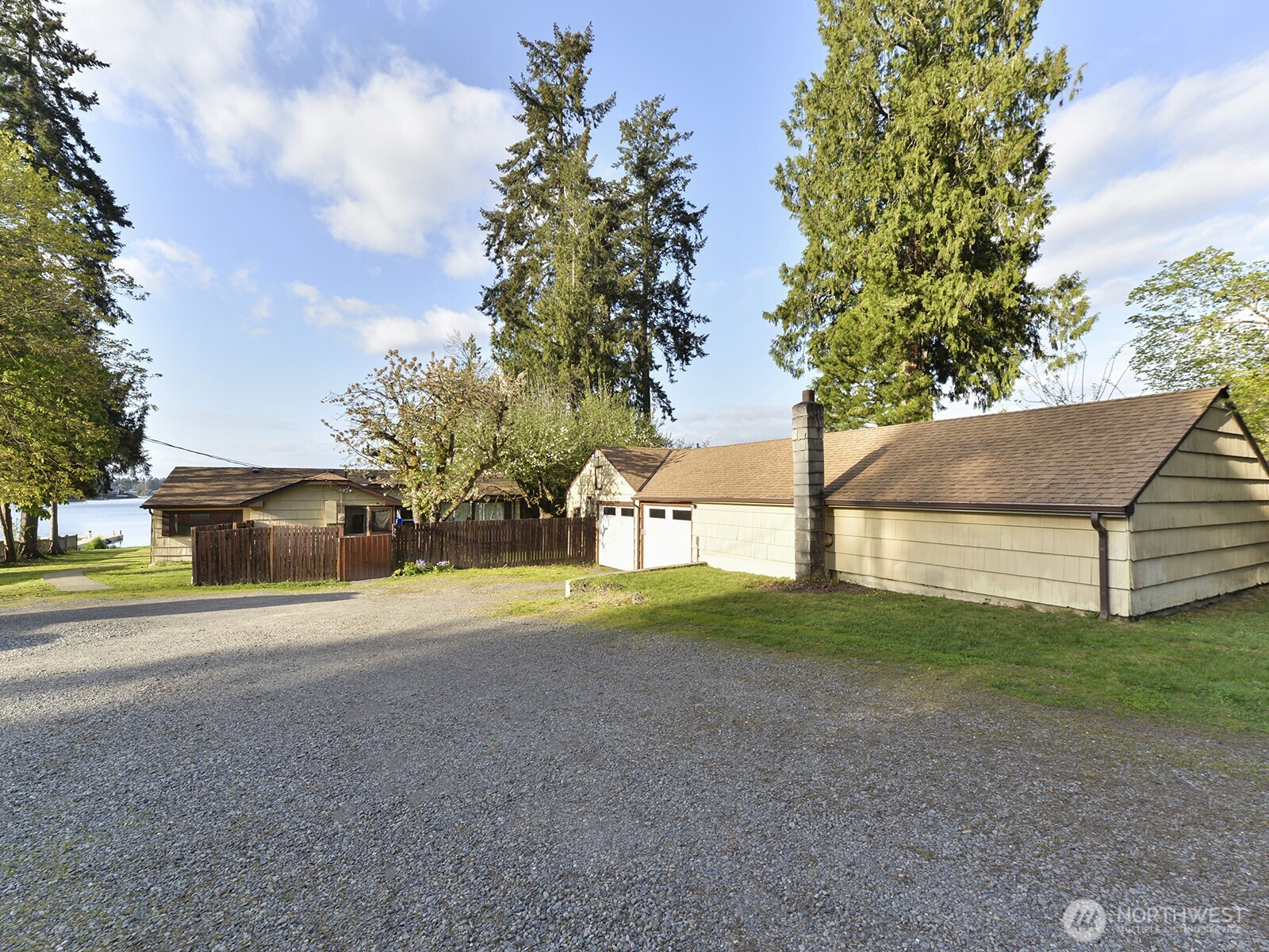 915 To 917 173rd Street Property Photo 17