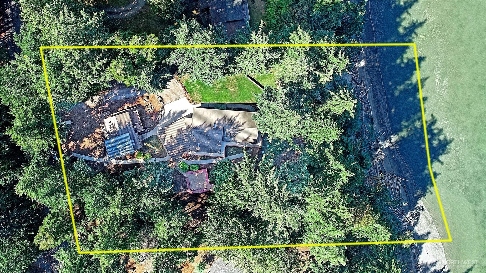 248 Goodrich Road Property Photo 3