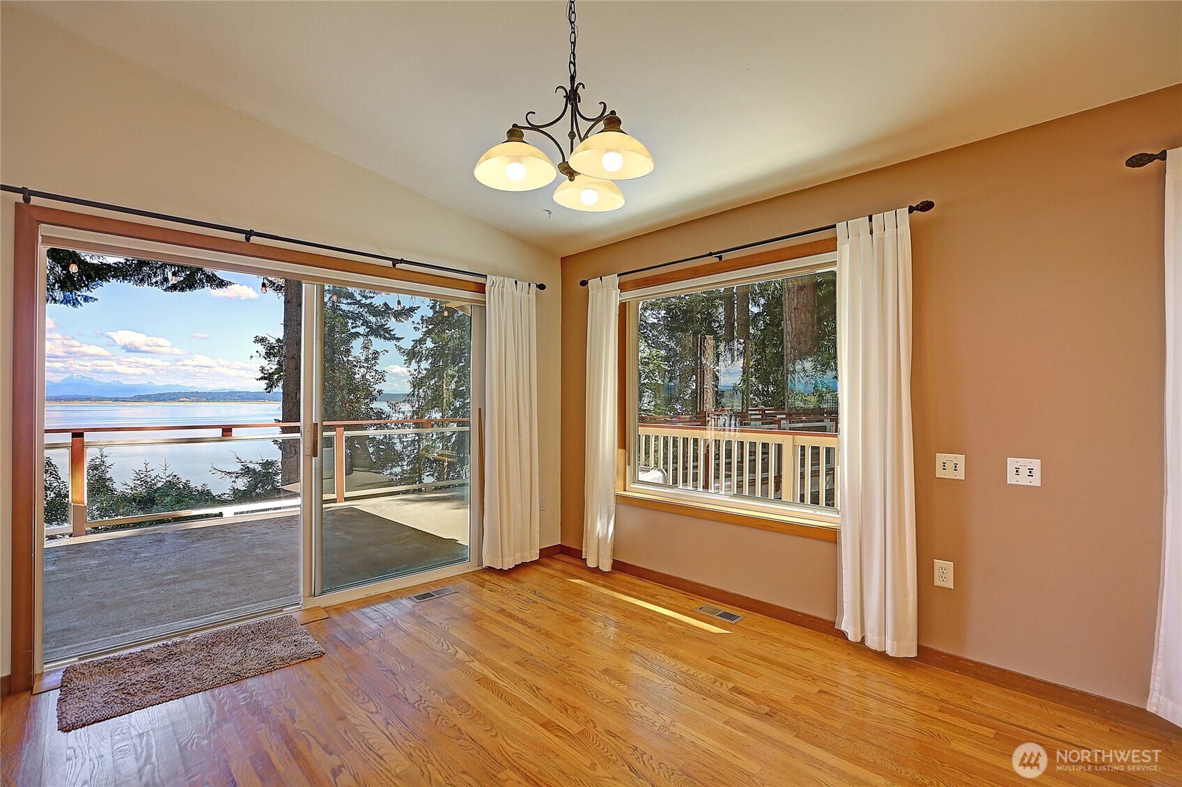 248 Goodrich Road Property Photo 6
