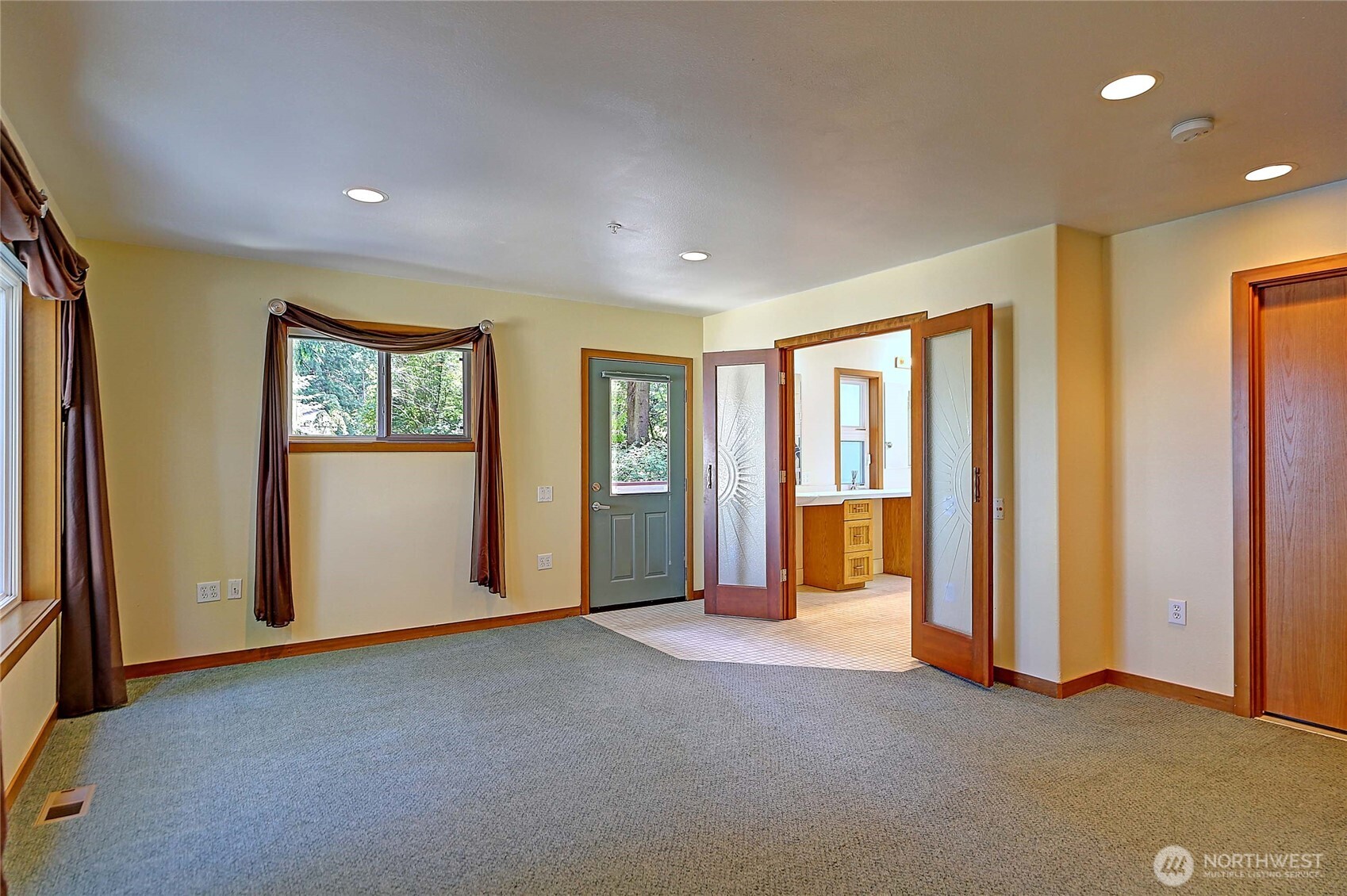 248 Goodrich Road Property Photo 12
