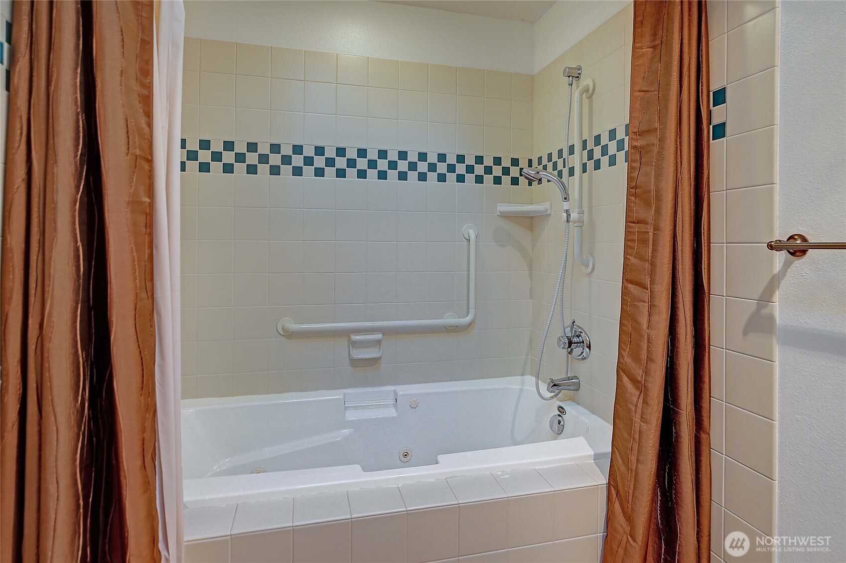 248 Goodrich Road Property Photo 17