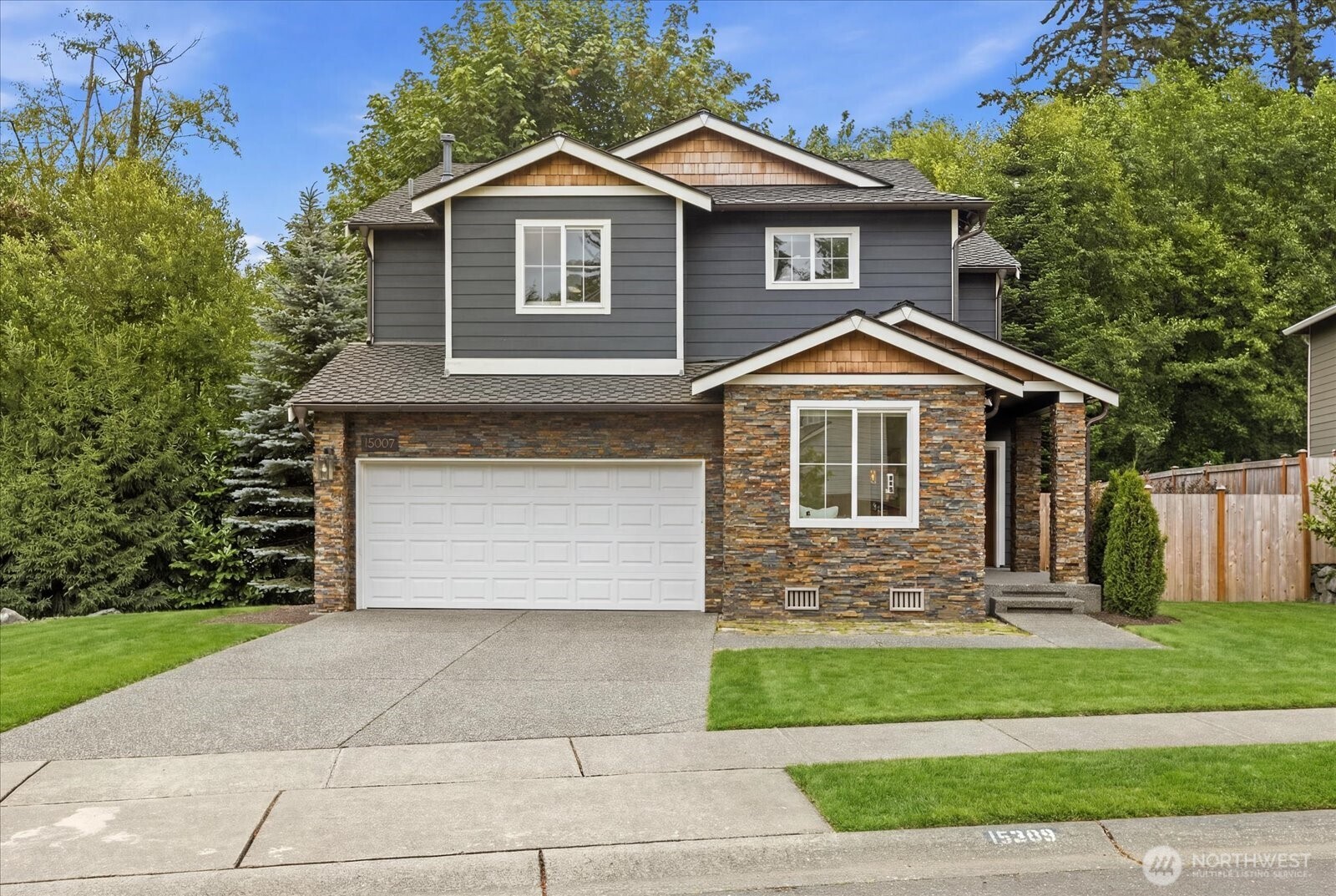 15309 75th Avenue Property Photo 2