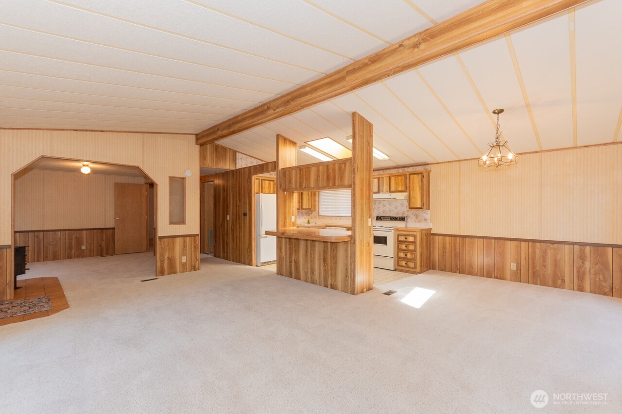 1030 W Fourteenth Property Photo 10