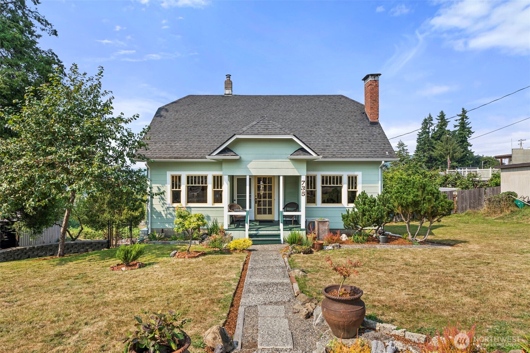735 Cowlitz Street Property Photo 1