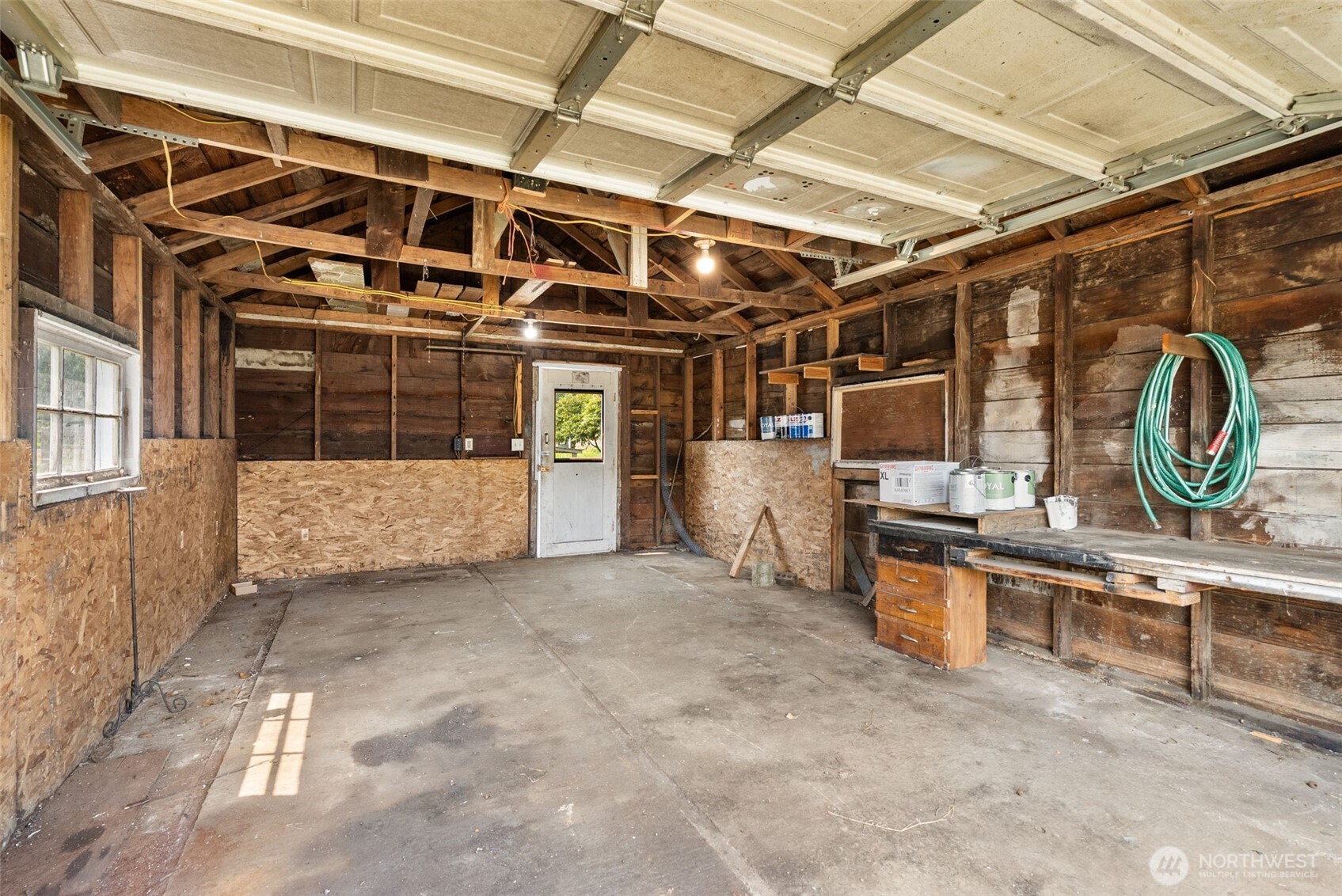 903 Howard Street Property Photo 20