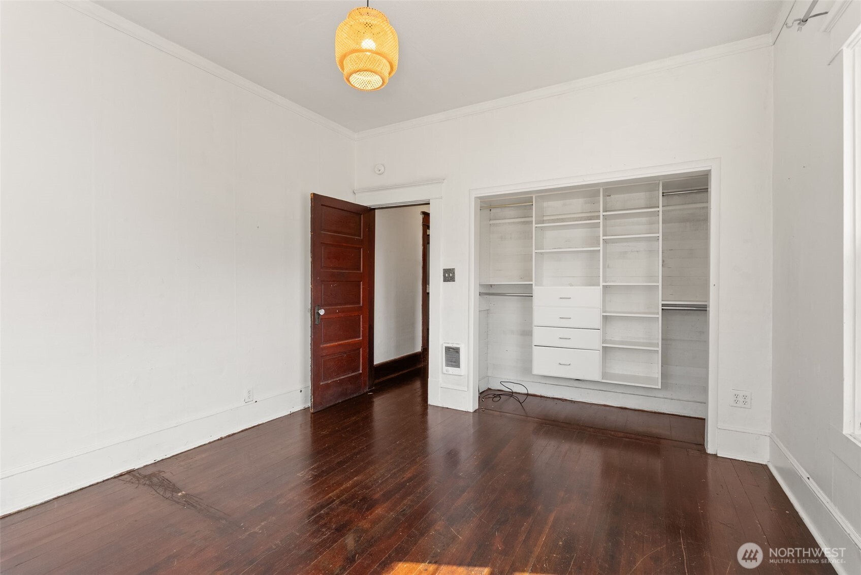 2101 Henkle Street Property Photo 13