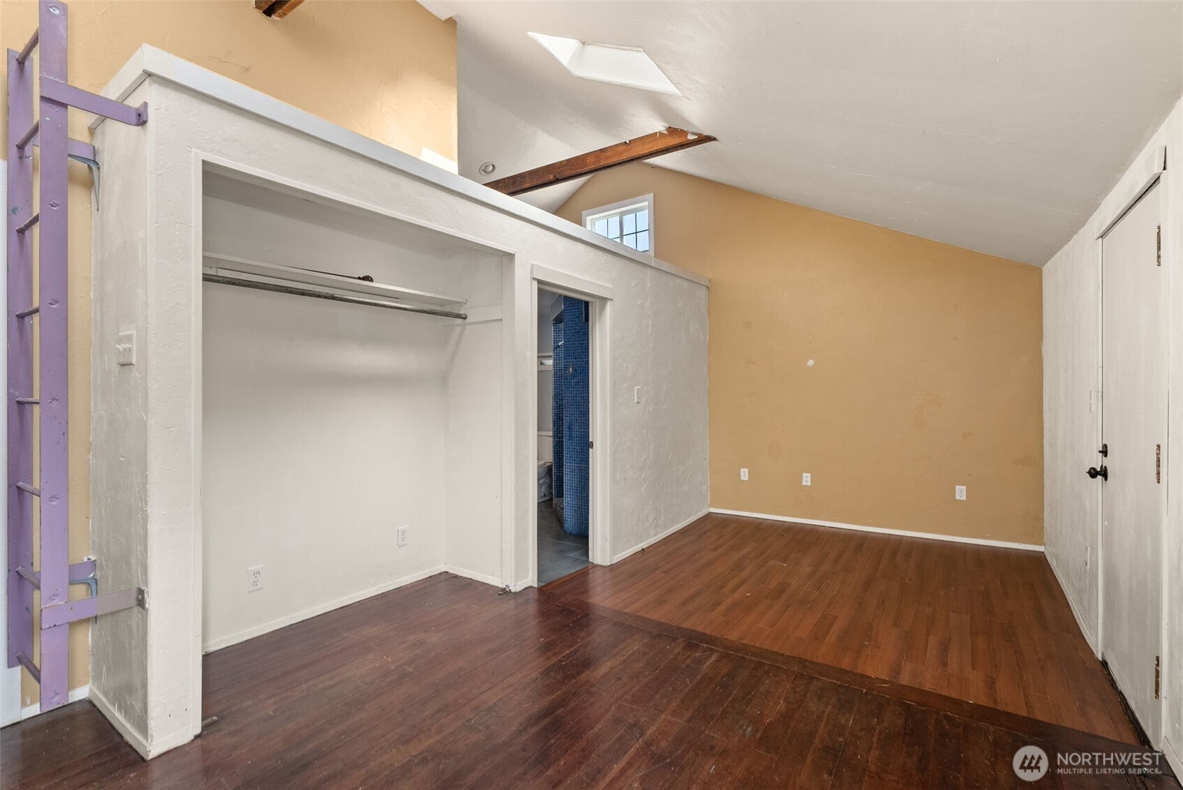 2101 Henkle Street Property Photo 17