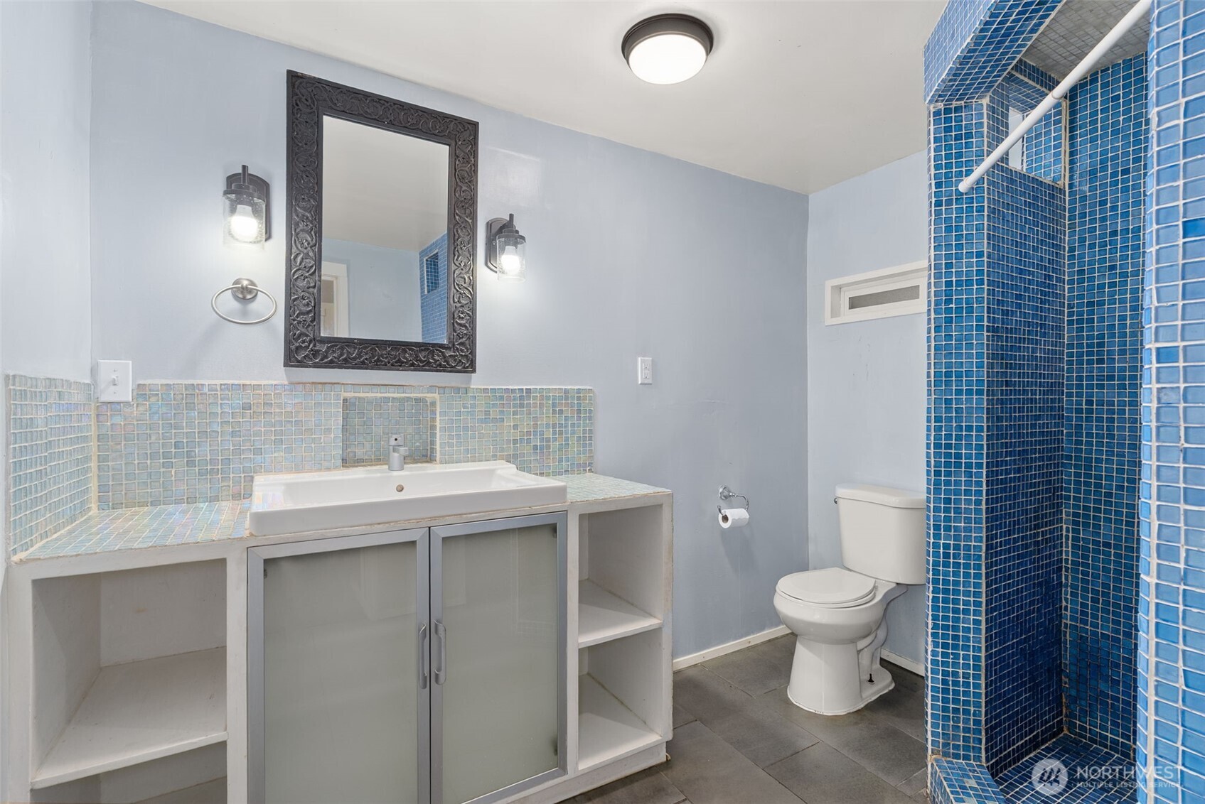 2101 Henkle Street Property Photo 18