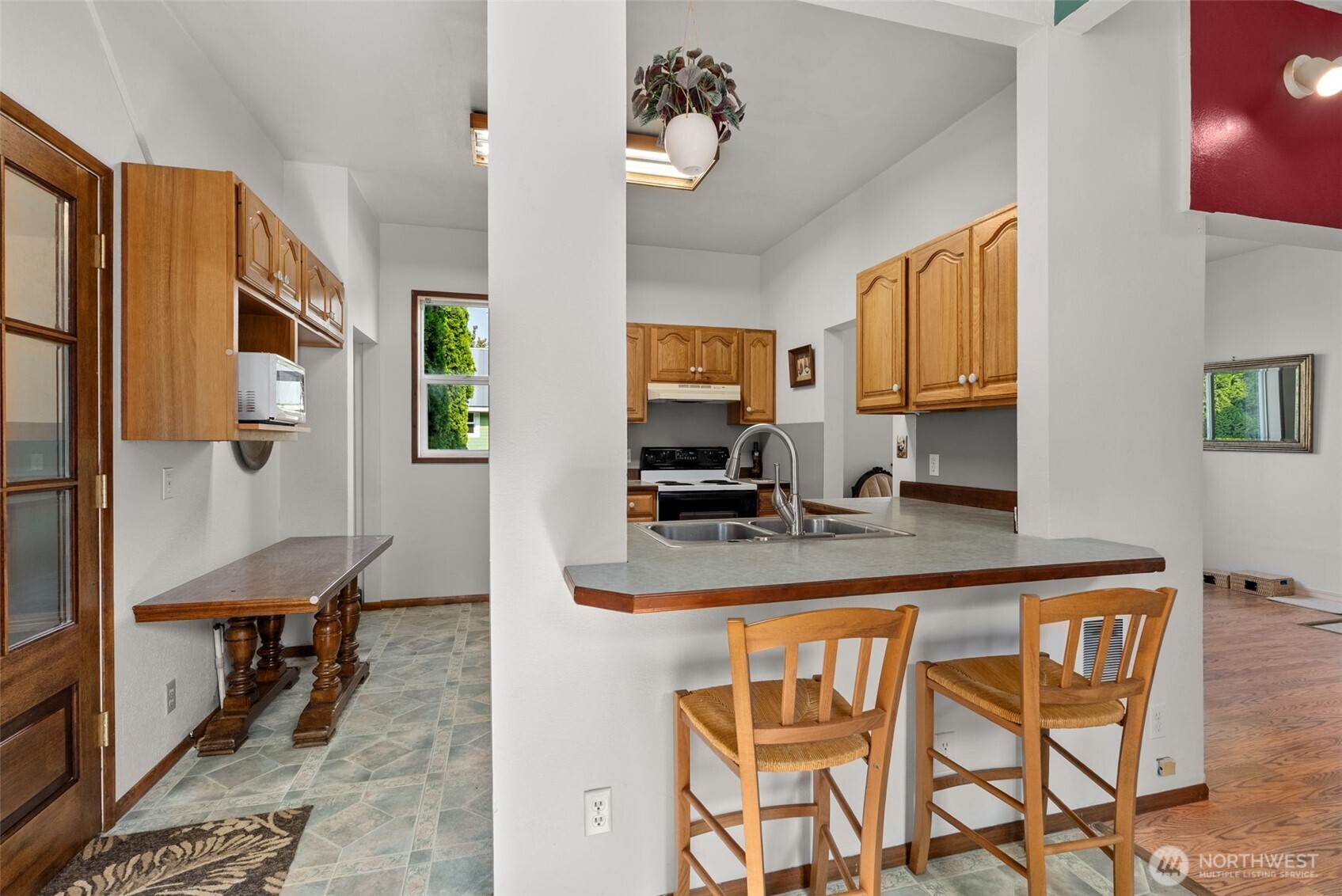401 B Street Property Photo 10