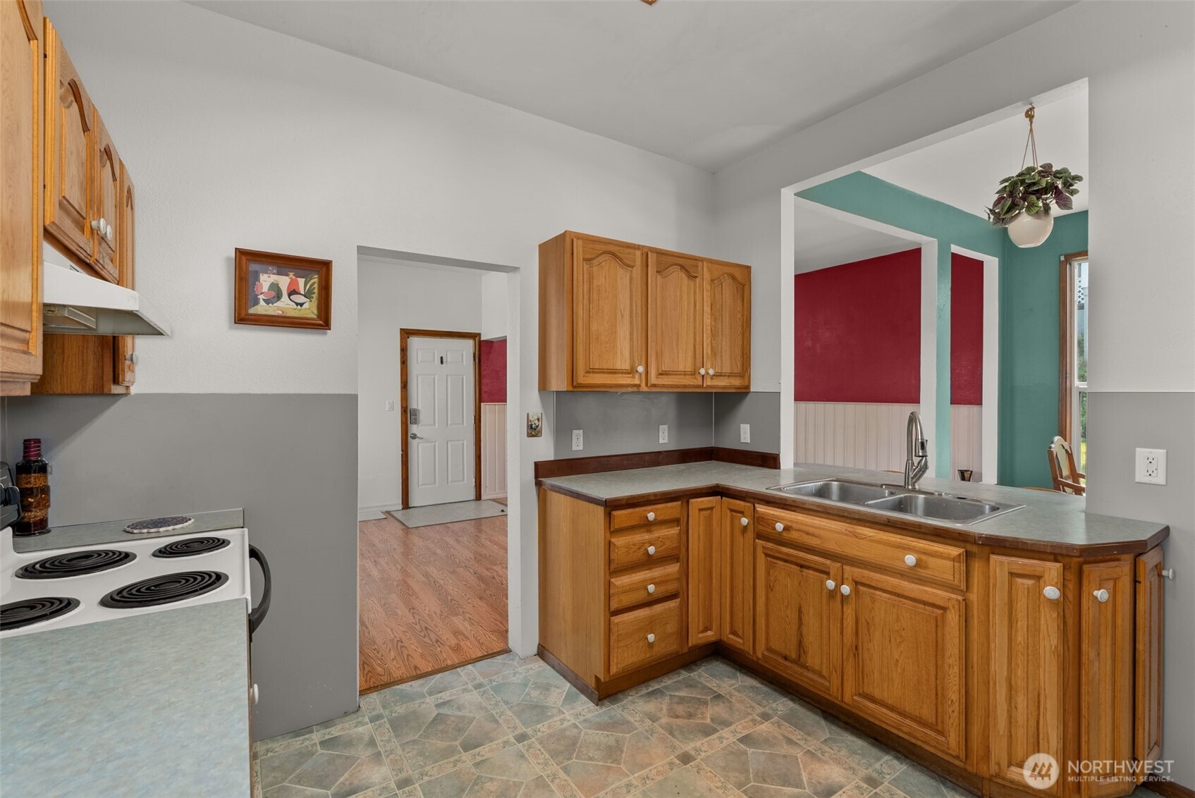 401 B Street Property Photo 13