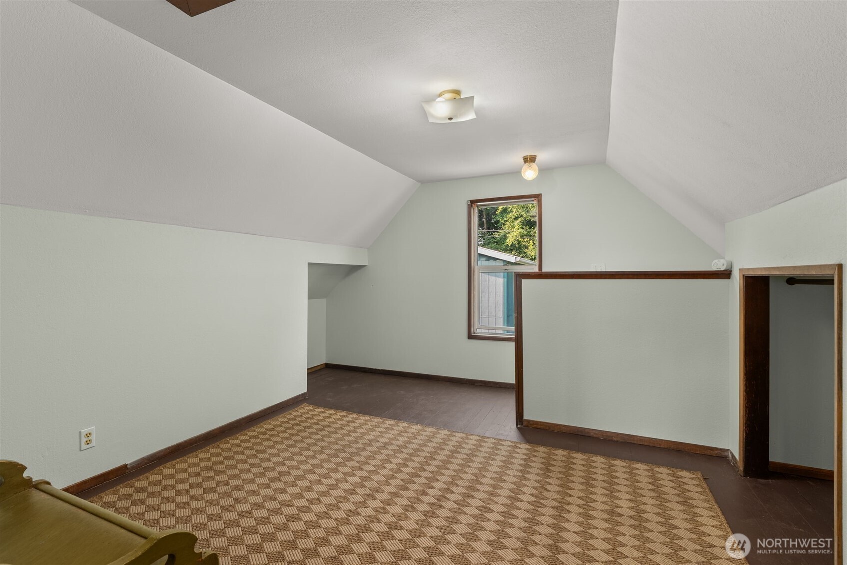401 B Street Property Photo 20