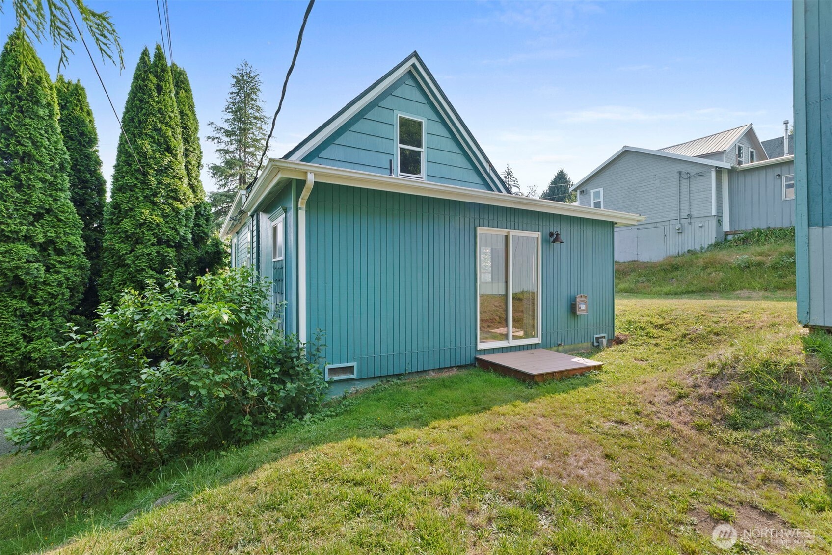 401 B Street Property Photo 29