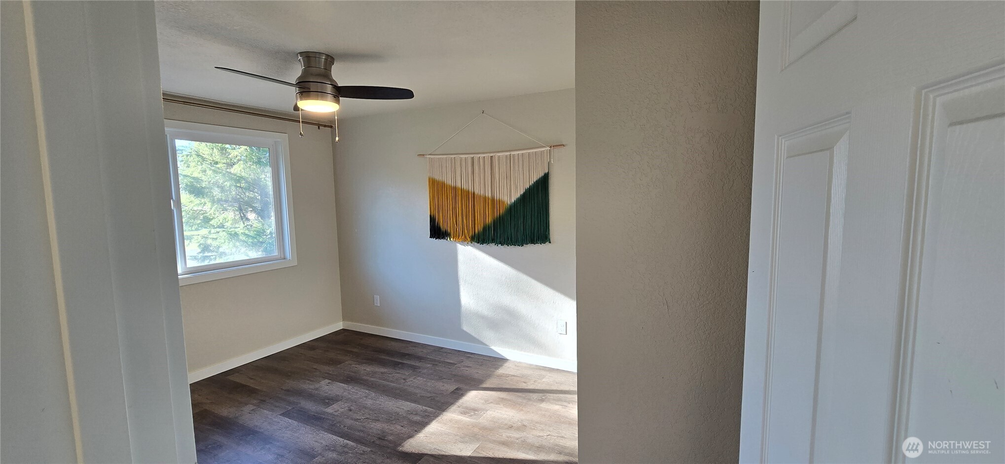 115 E Roberts Place Property Photo 20