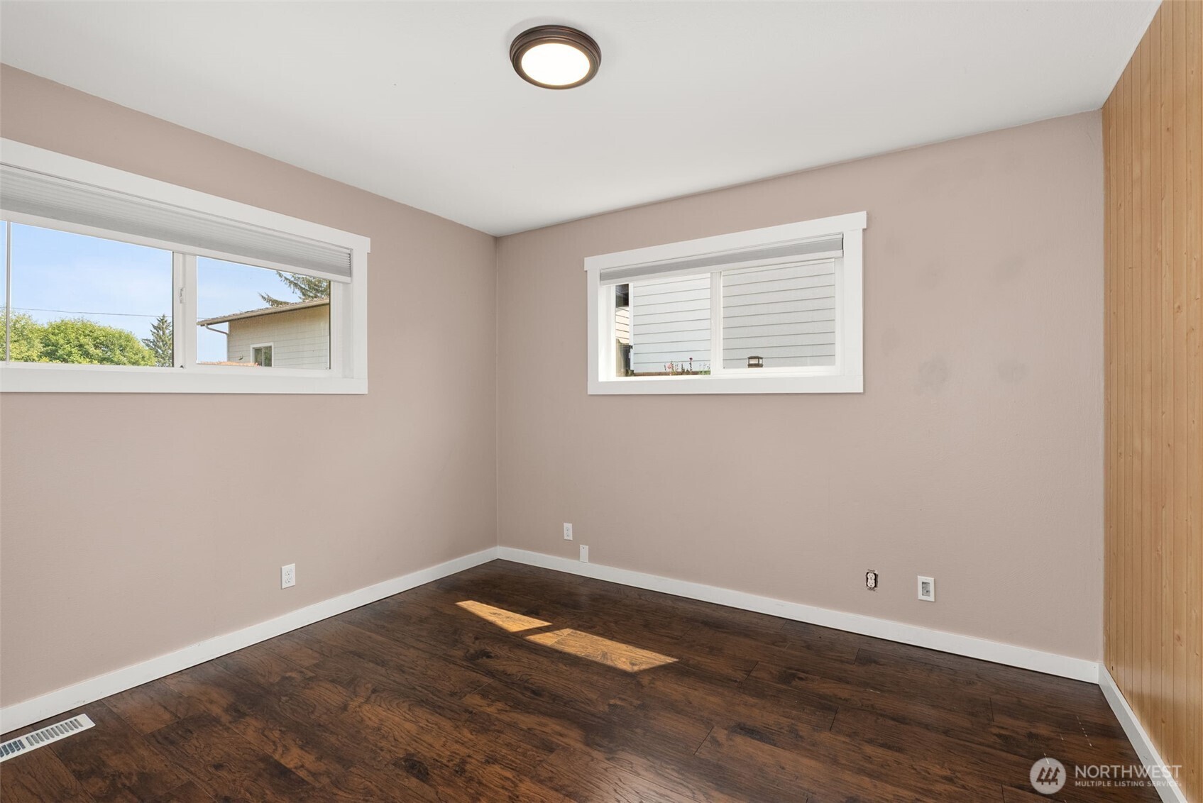 706 Bradford Street Property Photo 21