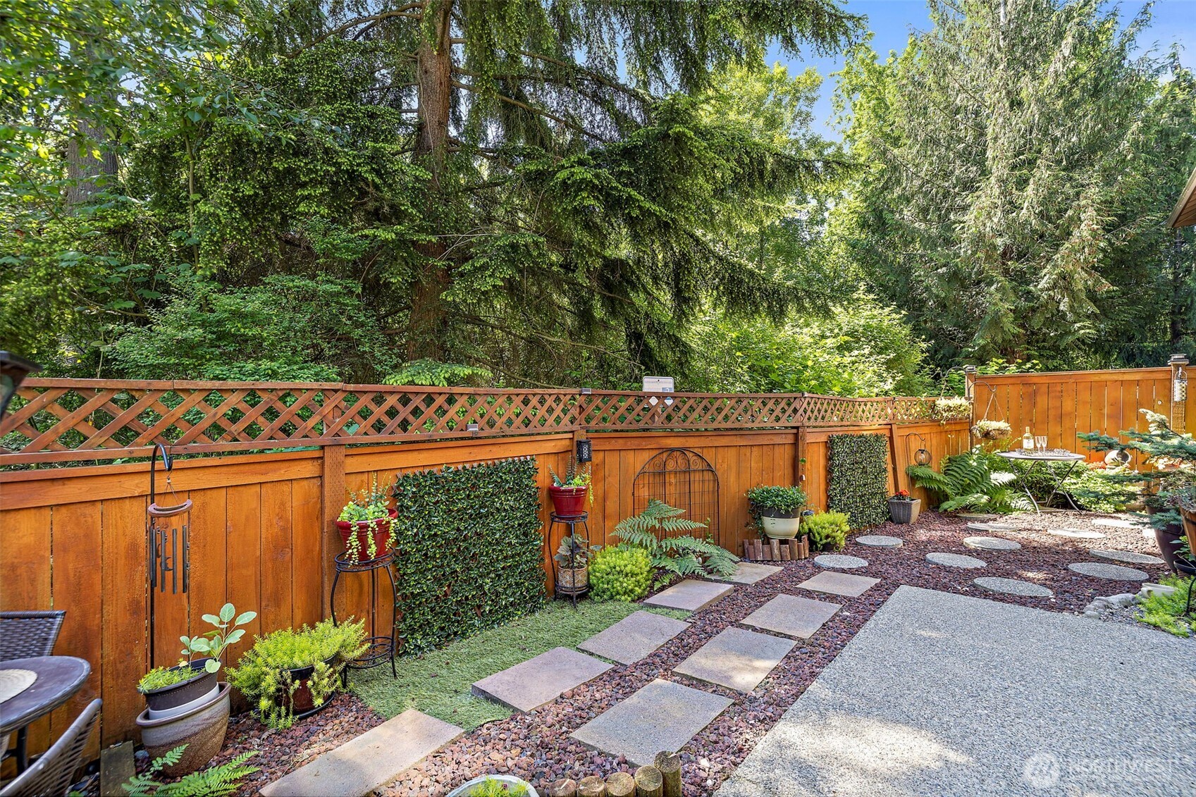 4610 146th Place Property Photo 3