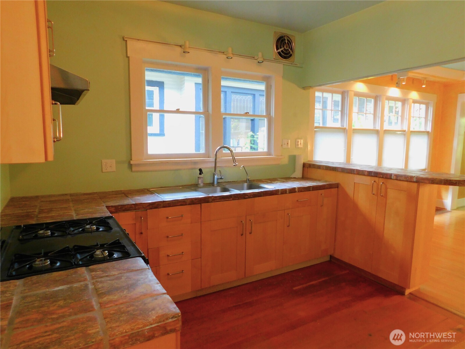 7217 4th Avenue Property Photo 5