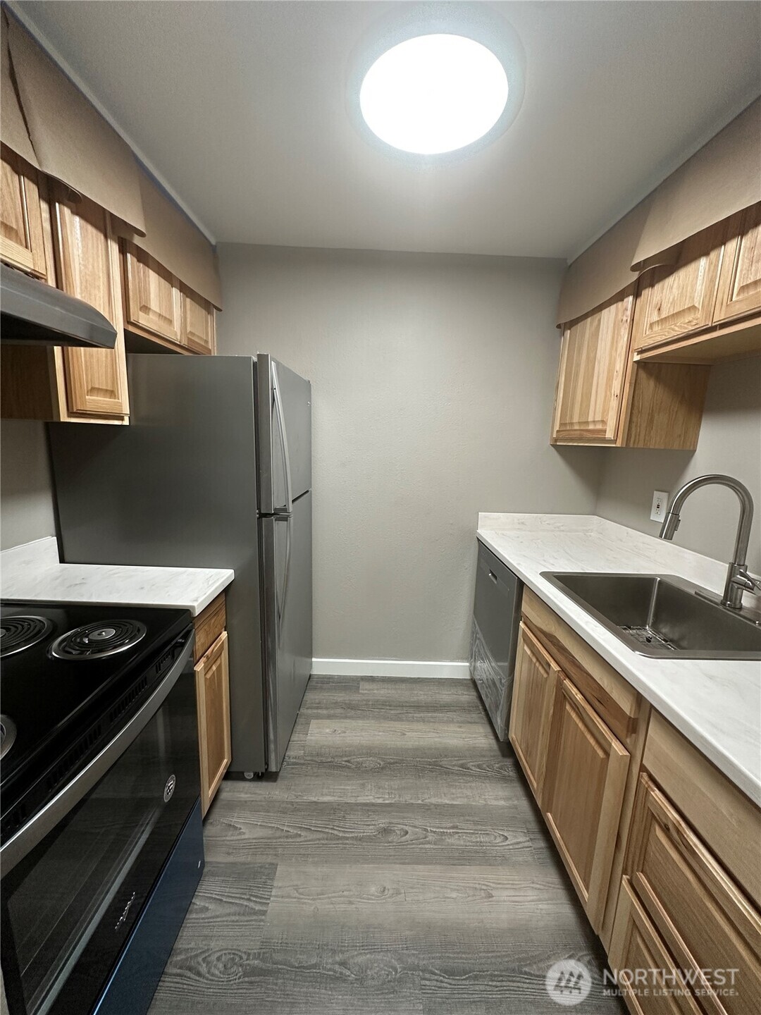 519 Burnett Avenue 1 Property Photo 2