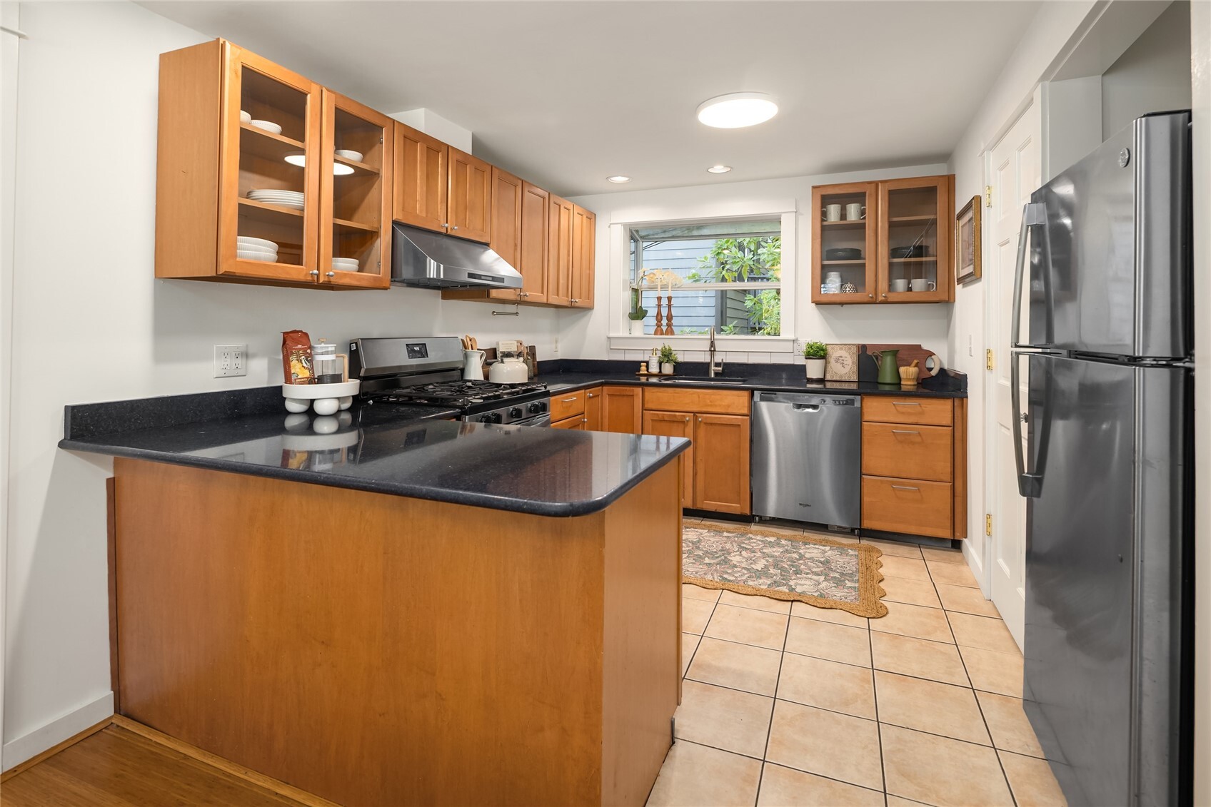 1627 33rd Avenue Property Photo 16