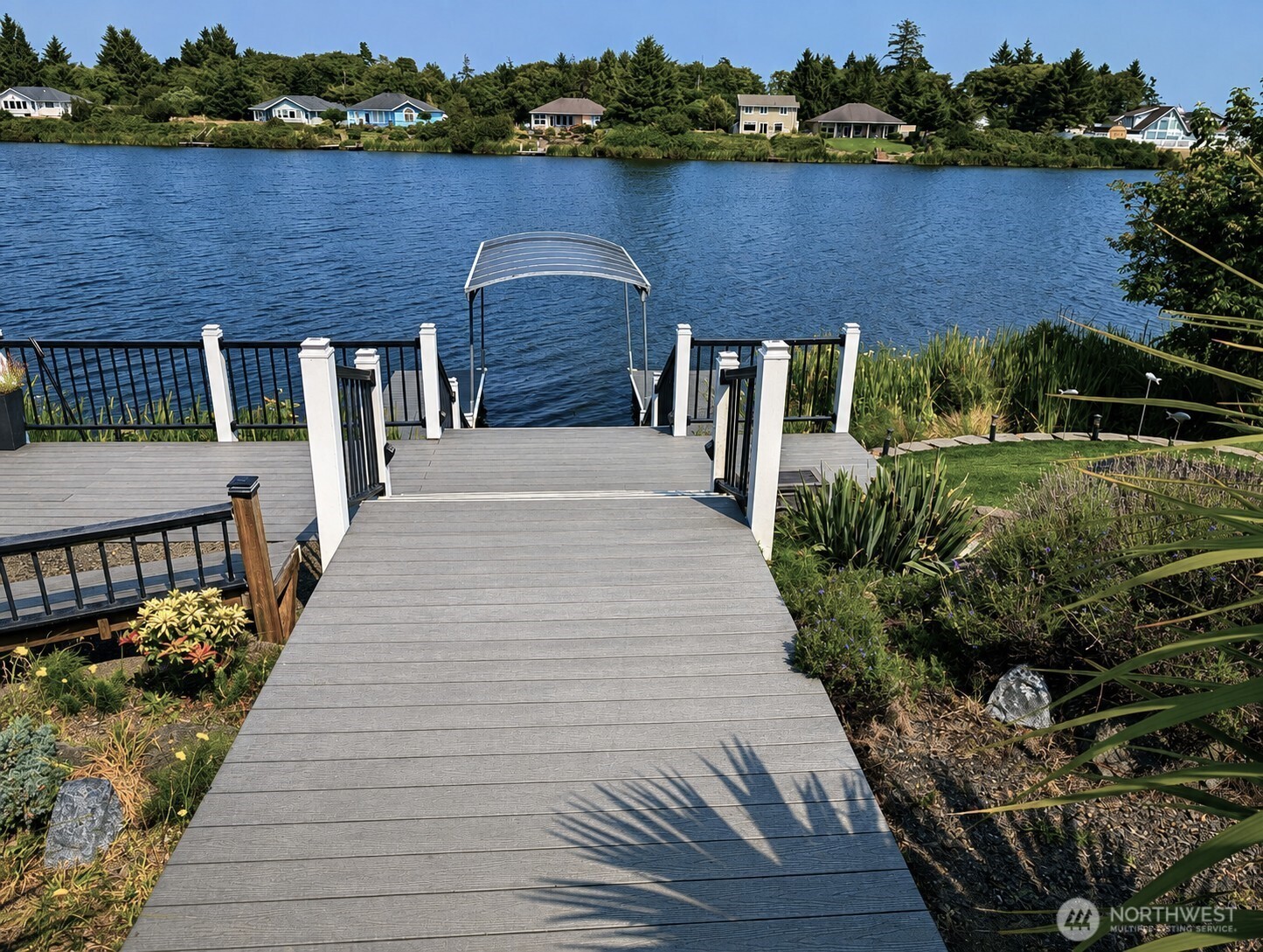 570 Weatherwax Loop Property Photo 7