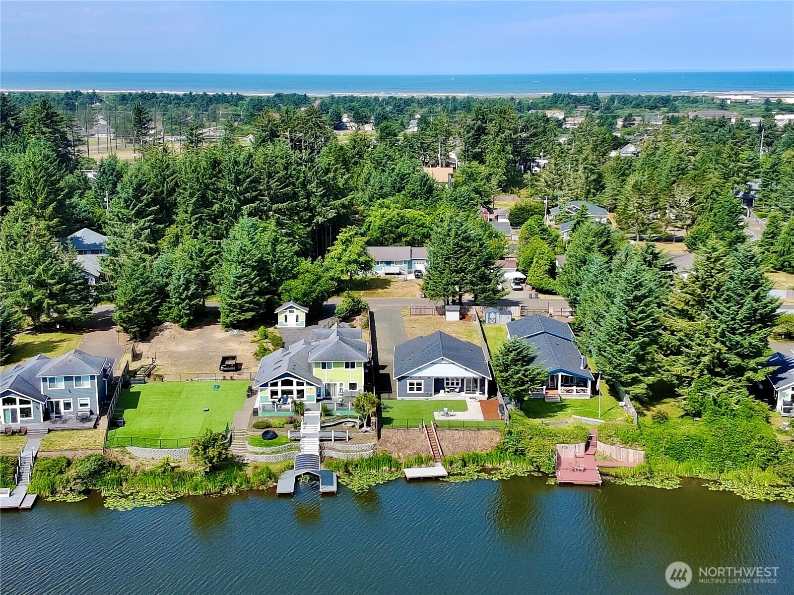 570 Weatherwax Loop Property Photo 37